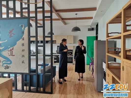 4实地察看学生发展中心 4实地察看学生发展中心