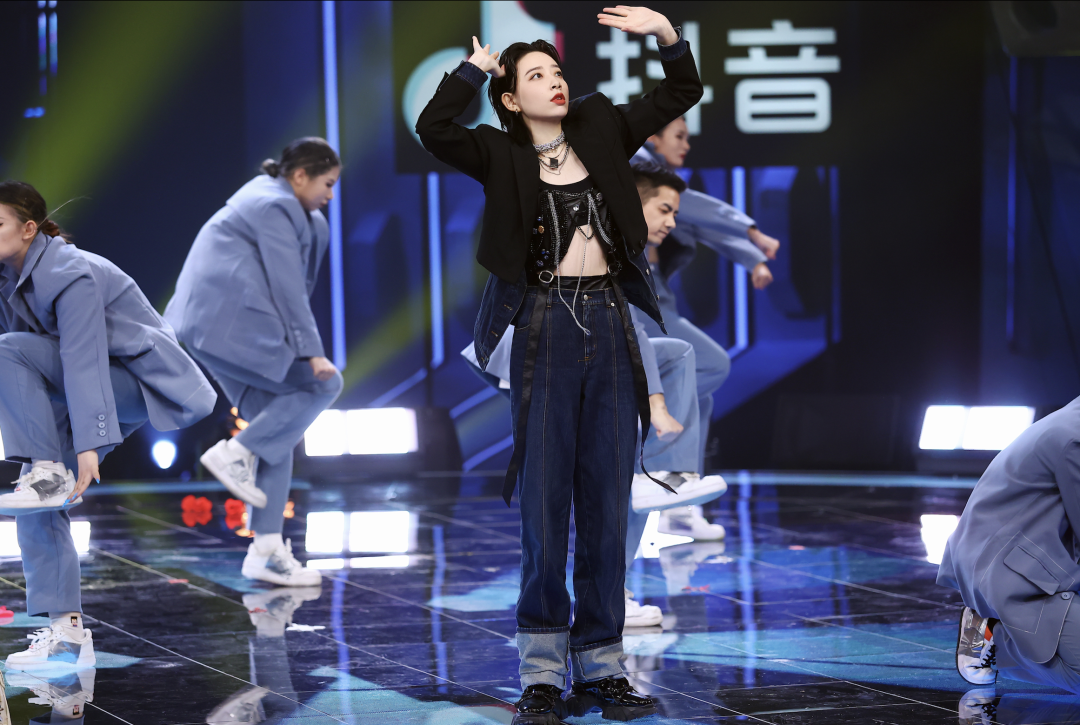  终极盛典落幕，《蒙面舞王》第二季如何用专业致意初心